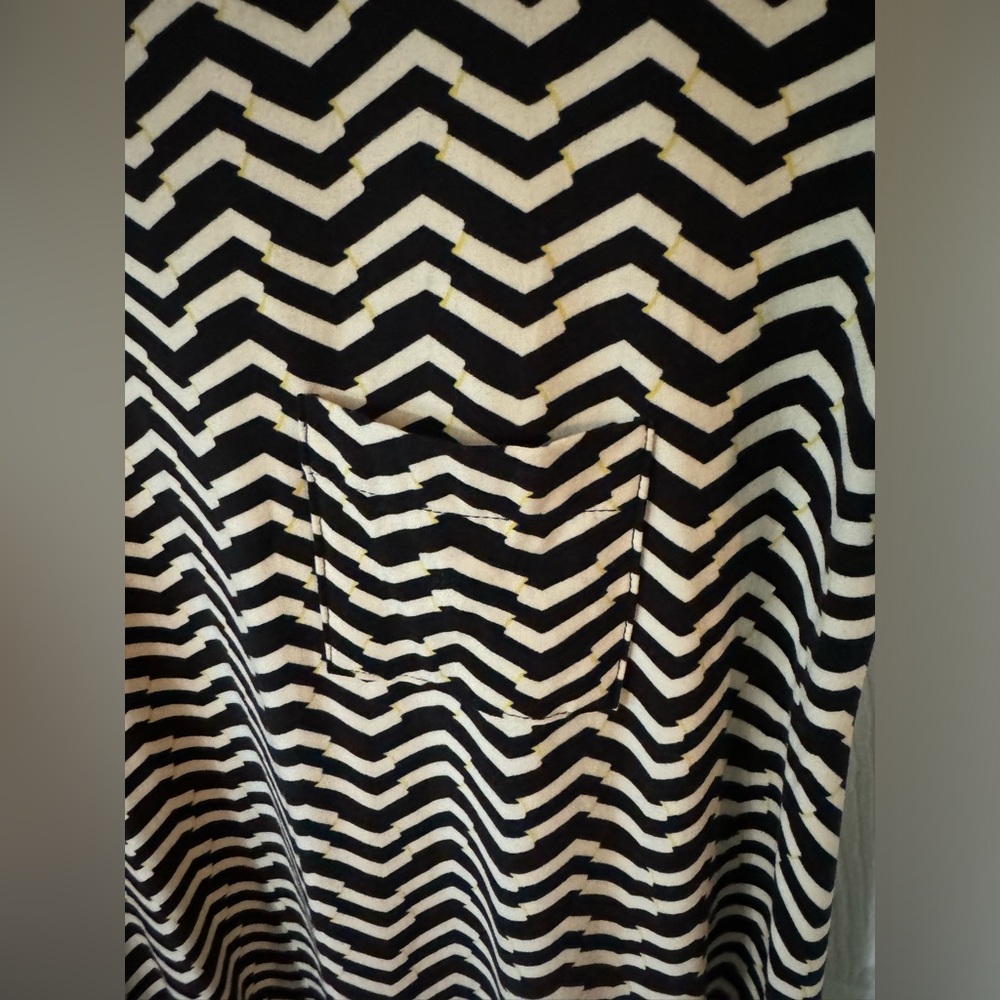 Gently Used LuLaRoe Chevron Dress